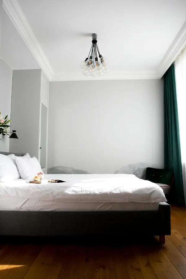 Oomph Koszyki Luxurious Apartments وارسو
