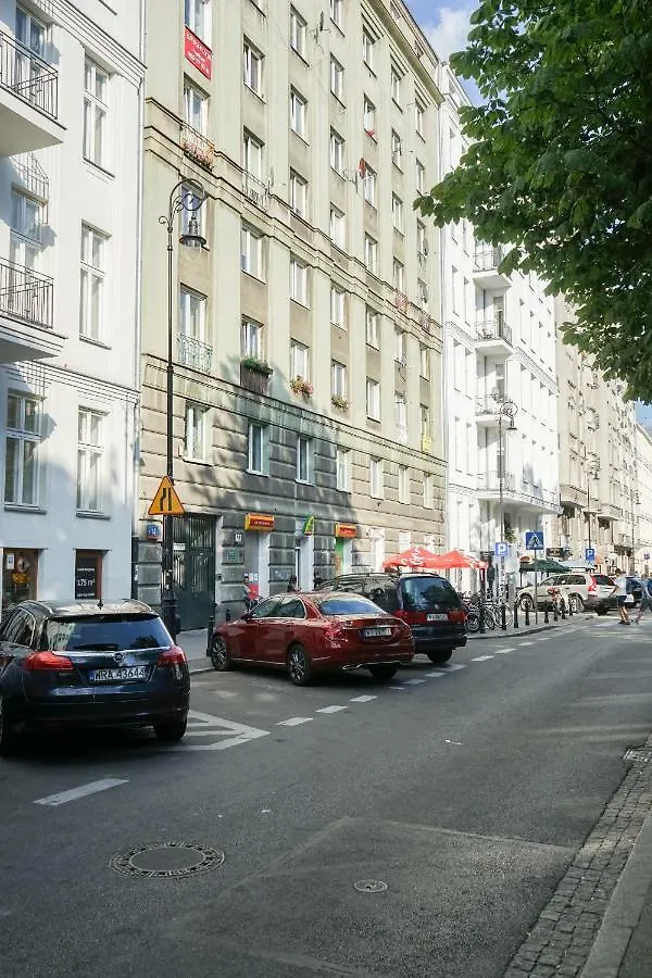 Oomph Koszyki Luxurious Apartments Warsaw
